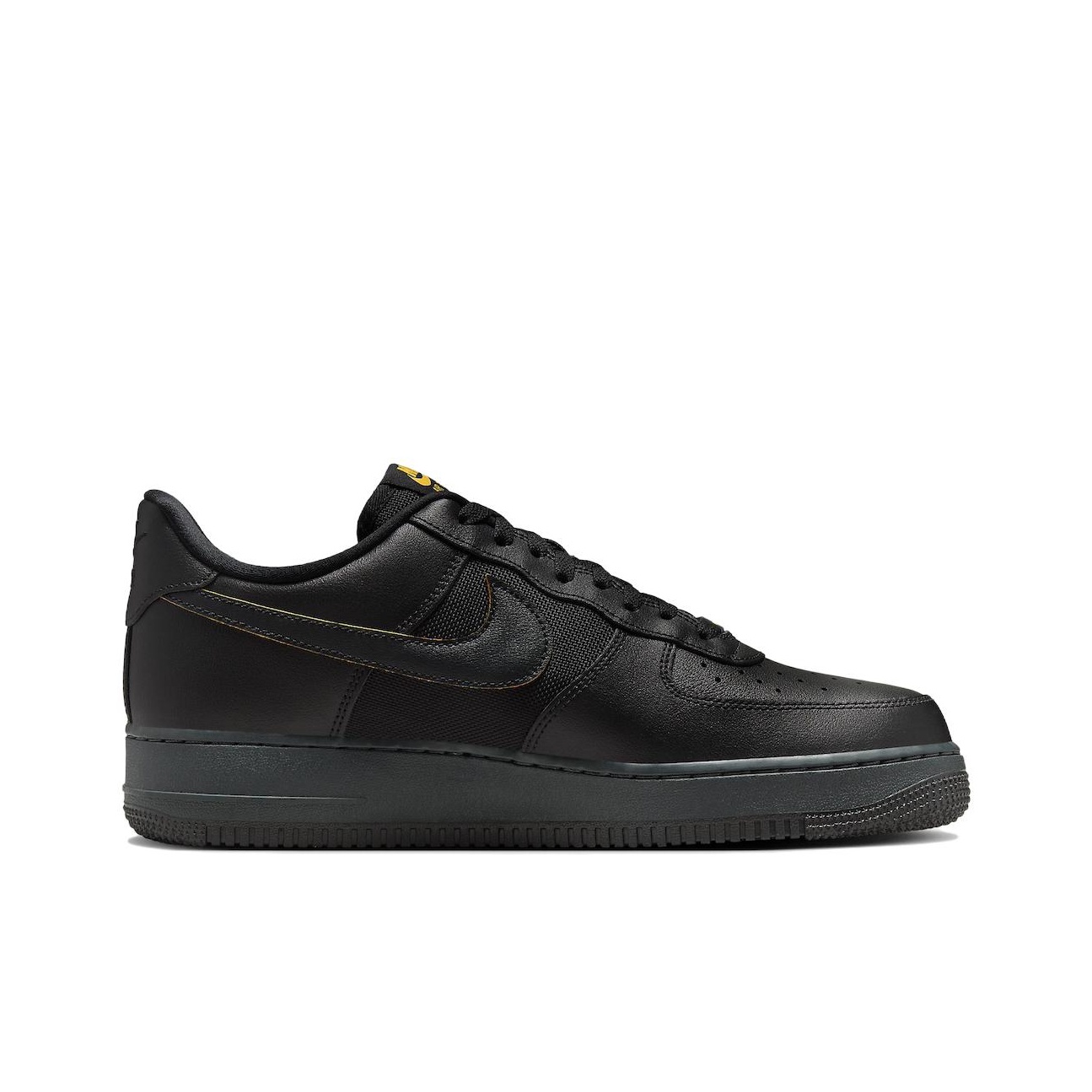 Nike Air Force 1 Low Top Scarp - Nike Shoes Air Force 1 recensione e prezzo